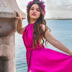 Meet your Posher, Adriana